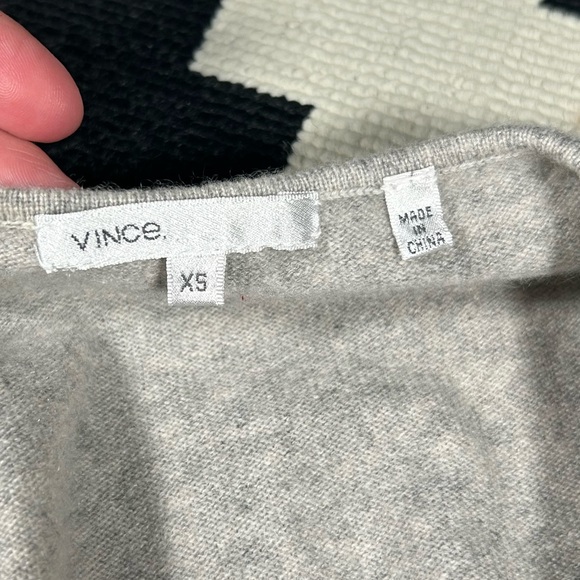 Soft and Sexy, VINCE, cashmere, low cut tunic!! - Picture 4 of 9